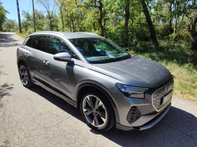 Audi Q4 e-tron 2021 - 24800 EUR, 180100 km - AUTO.MOTO.pt - 180100km - foto 6 de 22