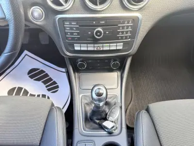 Mercedes-Benz A 180 2018 - 17490 EUR, 147879 km - AUTO.MOTO.pt - 147879km - foto 7 de 20