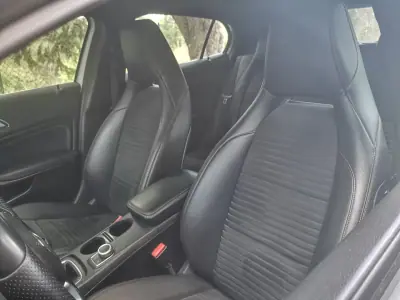 Mercedes-Benz GLA 180 2015 - 15250 EUR, 190000 km - AUTO.MOTO.pt - 190000km - foto 10 de 26