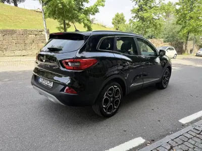 Renault Kadjar 2018 - 15950 EUR, 160000 km - AUTO.MOTO.pt - 160000km - foto 6 de 12