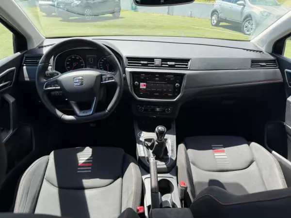 SEAT Ibiza 2019 - 17990 EUR, 93681 km - AUTO.MOTO.pt - 93681km - foto 18 de 19