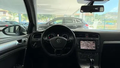 Volkswagen e-Golf 2019 - 16490 EUR, 74201 km - 74201km - foto 17 de 27