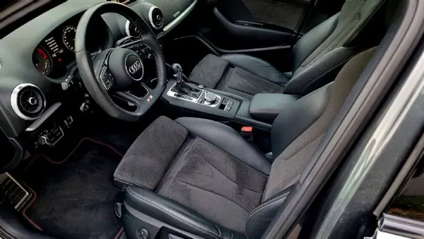 Audi S3 Sportback 2019 - 36500 EUR, 114000 km - AUTO.MOTO.pt - 114000km - foto 11 de 29
