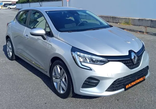 Renault Clio 2020 - 12990 EUR, 40700 km - 40700km - foto 3 de 17