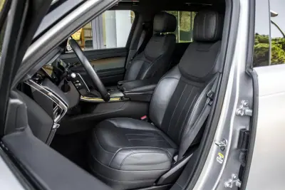 Land Rover Range Rover Sport 2023 - 83990 EUR, 131215 km - AUTO.MOTO.pt - 131215km - foto 26 de 46