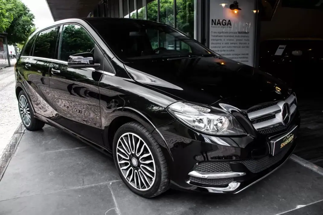 Mercedes-Benz B 250 2017 - 13990 EUR, 87144 km - AUTO.MOTO.pt - 87144km - foto 6 de 42