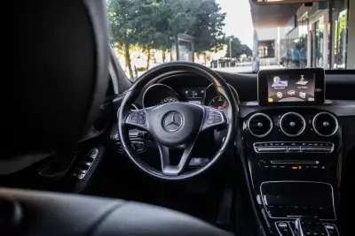 Mercedes-Benz C 220 2016 - 20900 EUR, 182084 km - AUTO.MOTO.pt - 182084km - foto 32 de 39