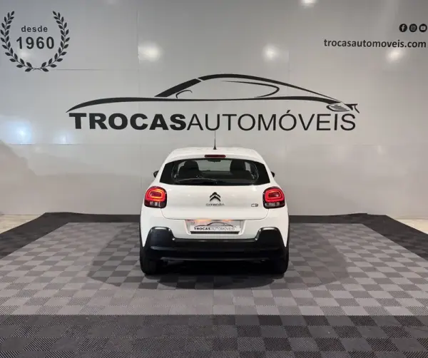 Citroën C3 2019 - 11990 EUR, 240000 km - AUTO.MOTO.pt - 240000km - foto 4 de 35