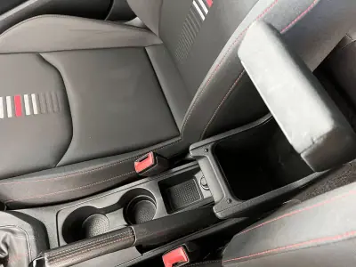 SEAT Ibiza 2019 - 14600 EUR, 87674 km - AUTO.MOTO.pt - 87674km - foto 18 de 25