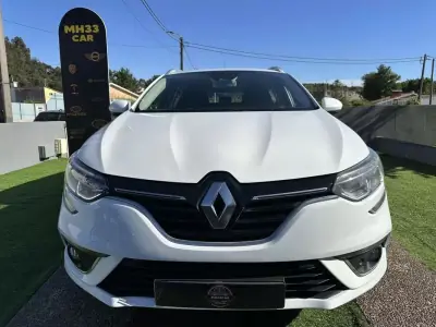 Renault Mégane Sport Tourer 2017 - 9900 EUR, 190000 km - AUTO.MOTO.pt - 190000km - foto 8 de 60