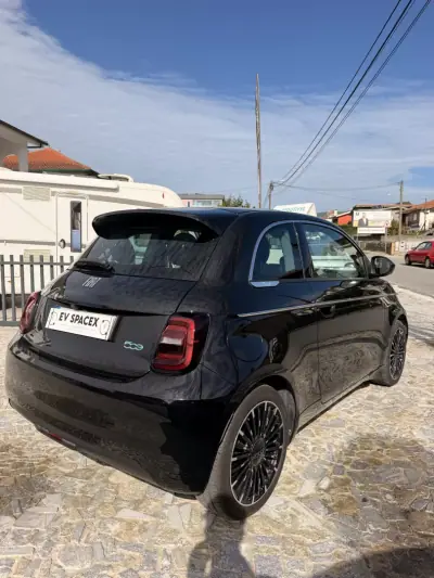Fiat 500e 2022 — foto 2 de 11