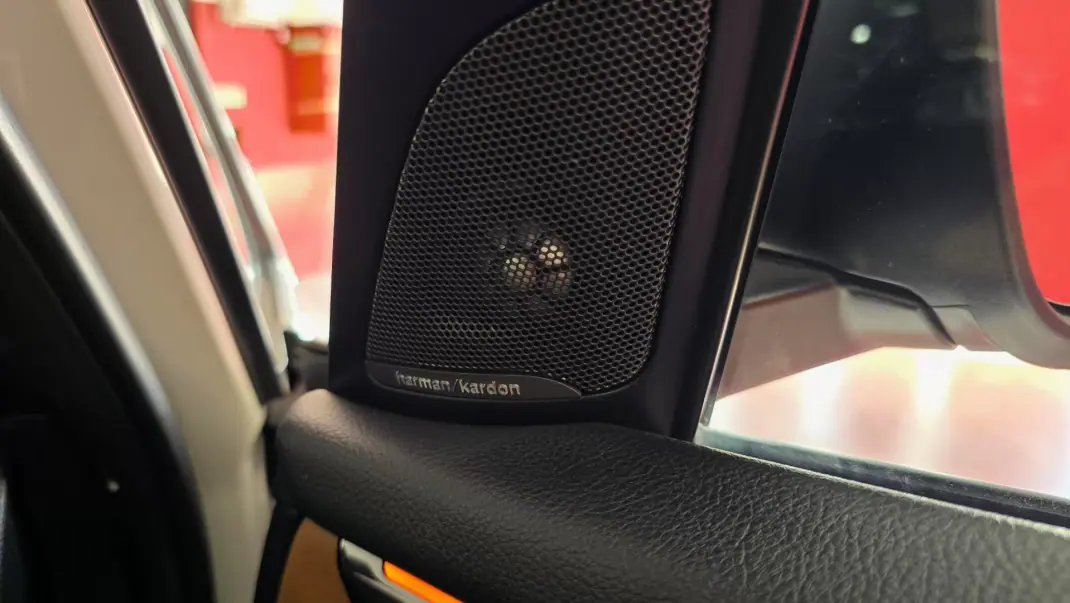 BMW 216 Active Tourer 2017 - 16990 EUR, 118407 km - AUTO.MOTO.pt - 118407km - foto 59 de 72