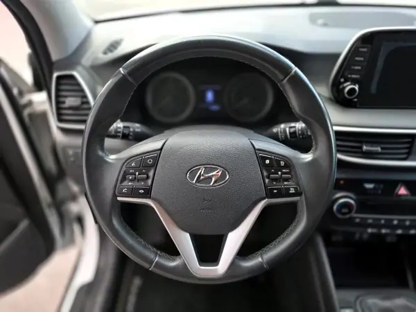 Hyundai Tucson 2019 - 18250 EUR, 137900 km - AUTO.MOTO.pt - 137900km - foto 14 de 31