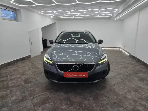 Volvo V40 Cross Country 2.0 D2 Momentum 2018 Diesel