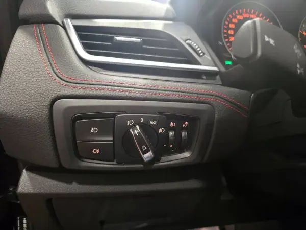 BMW 218 Active Tourer 2015 - 15890 EUR, 162866 km - AUTO.MOTO.pt - 162866km - foto 34 de 47