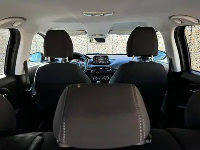 Fiat Tipo 2021 - 14480 EUR, 83050 km - AUTO.MOTO.pt - 83050km - foto 30 de 38