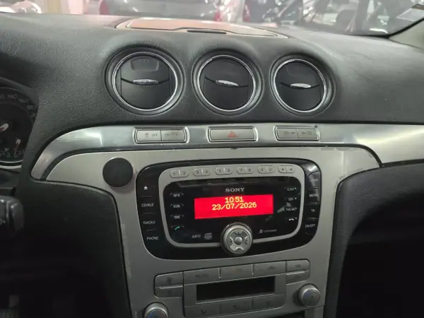 Ford S-Max 2009 - 3000 EUR, 351000 km - AUTO.MOTO.pt - 351000km - foto 14 de 16