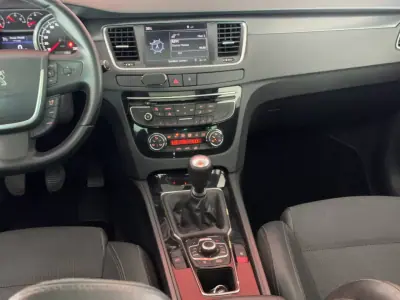 Peugeot 508 SW 2011 - 6990 EUR, 312595 km - AUTO.MOTO.pt - 312595km - foto 18 de 20