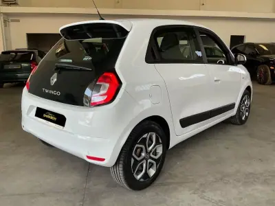 Renault Twingo 2019 - 10690 EUR, 38142 km - 38142km - foto 3 de 13