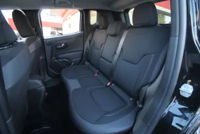 Jeep Renegade 2022 - 18990 EUR, 99500 km - 99500km - foto 18 de 49