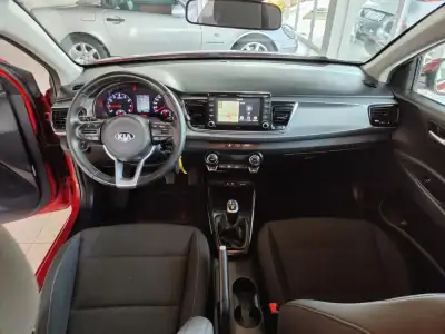 Kia Rio 2019 - 12500 EUR, 66000 km - AUTO.MOTO.pt - 66000km - foto 19 de 36