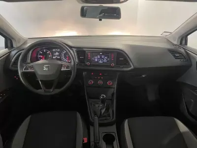 SEAT Leon 2013 - 8500 EUR, 258000 km - AUTO.MOTO.pt - 258000km - foto 3 de 27