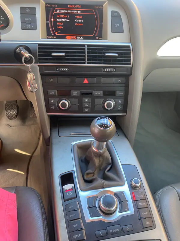 Audi A6 Avant 2008 - 7100 EUR, 243256 km - AUTO.MOTO.pt - 243256km - foto 12 de 14