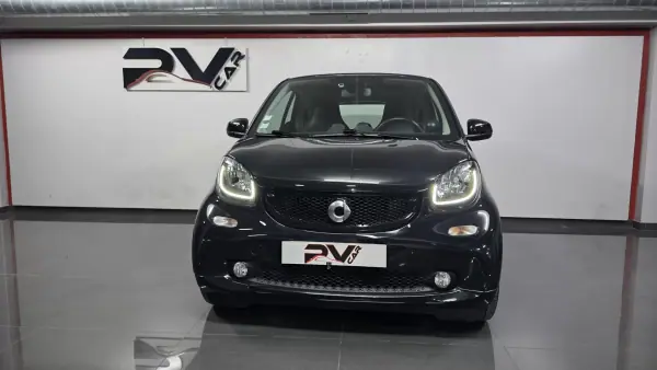 Smart ForTwo Coupé 2018 - 14990 EUR, 72000 km - AUTO.MOTO.pt - 72000km - foto 21 de 37