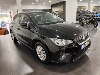 SEAT Ibiza 2018 - 11990 EUR, 150000 km - AUTO.MOTO.pt - 150000km - foto 8 de 30