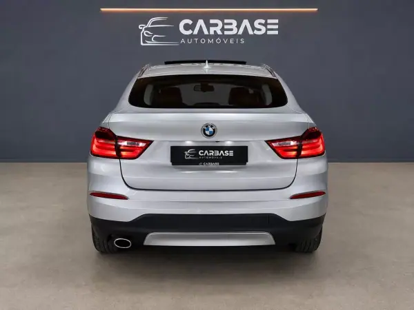 BMW X4 2015 - 19900 EUR, 199083 km - AUTO.MOTO.pt - 199083km - foto 5 de 26