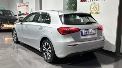 Mercedes-Benz A 180 2021 - 22999 EUR, 70121 km - AUTO.MOTO.pt - 70121km - foto 4 de 33