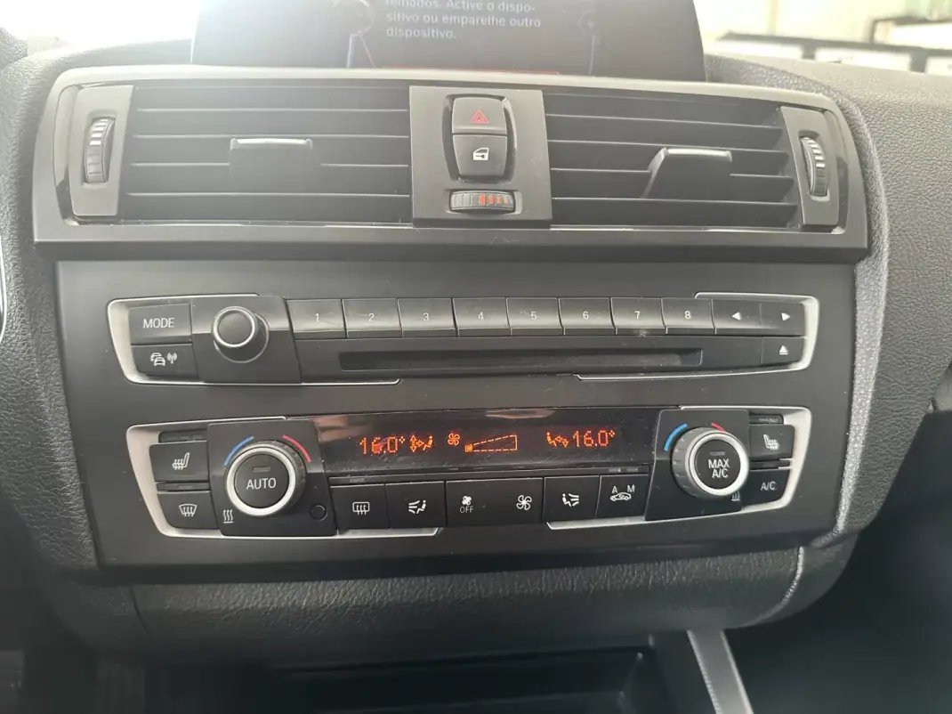 BMW 120 2012 - 15790 EUR, 149708 km - 149708km - foto 20 de 26