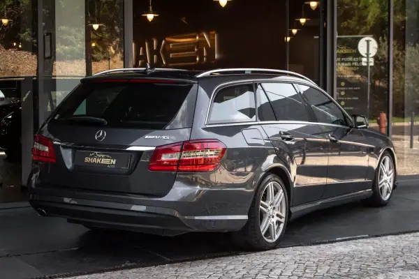 Mercedes-Benz E 250 2010 - 12990 EUR, 273813 km - 273813km - foto 4 de 36