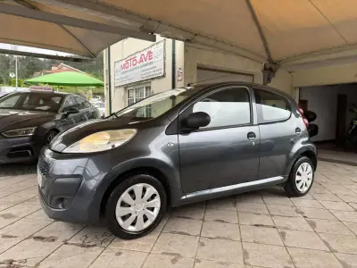 Peugeot 107 2013 - 6950 EUR, 152714 km - AUTO.MOTO.pt - 152714km - foto 3 de 21