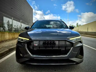 Audi e-tron 2020 - 29000 EUR, 133000 km - AUTO.MOTO.pt - 133000km - foto 2 de 23