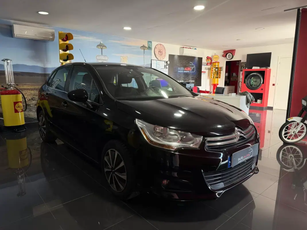 Citroën C4 2015 - 11950 EUR, 139224 km - AUTO.MOTO.pt - 139224km - foto 7 de 17