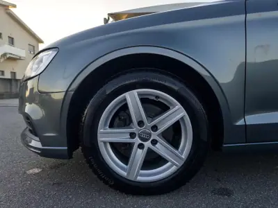 Audi A3 Limousine 2017 - 16990 EUR, 97000 km - AUTO.MOTO.pt - 97000km - foto 10 de 33