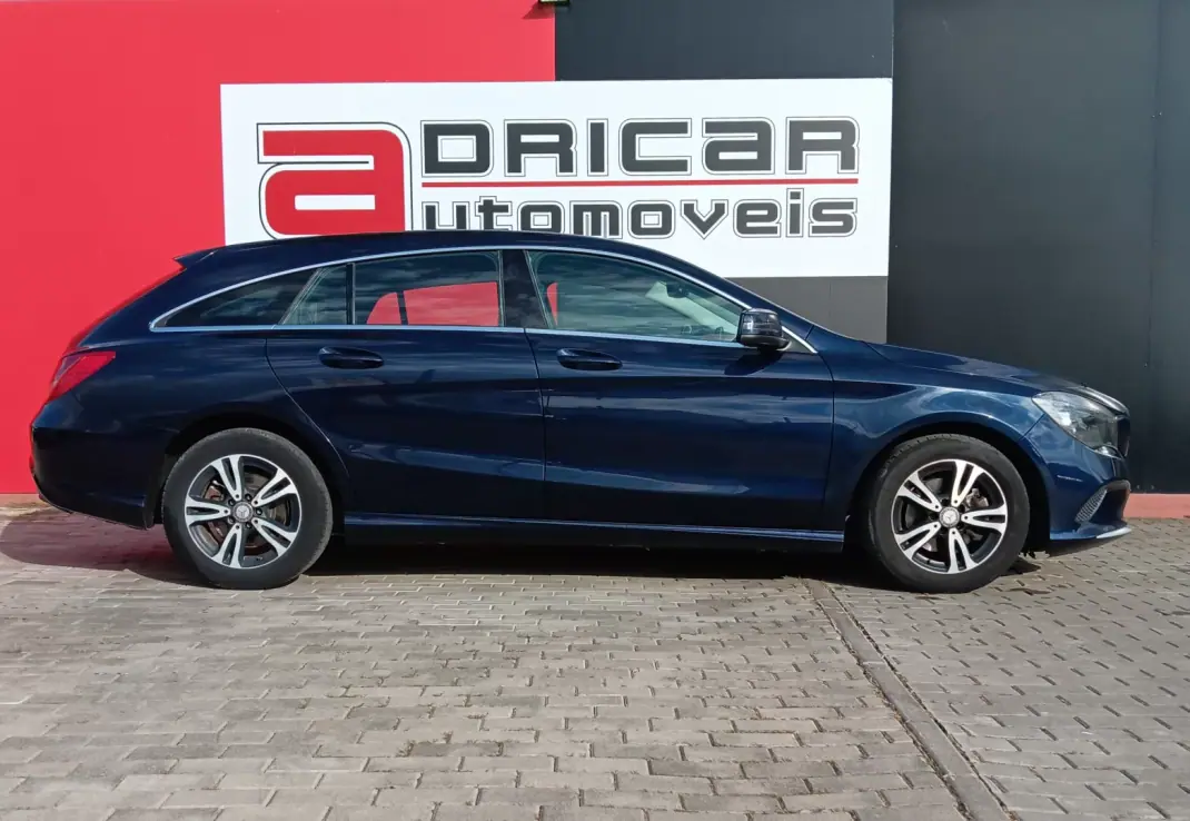 Mercedes-Benz CLA 180 2017 - 18500 EUR, 182678 km - AUTO.MOTO.pt - 182678km - foto 5 de 23