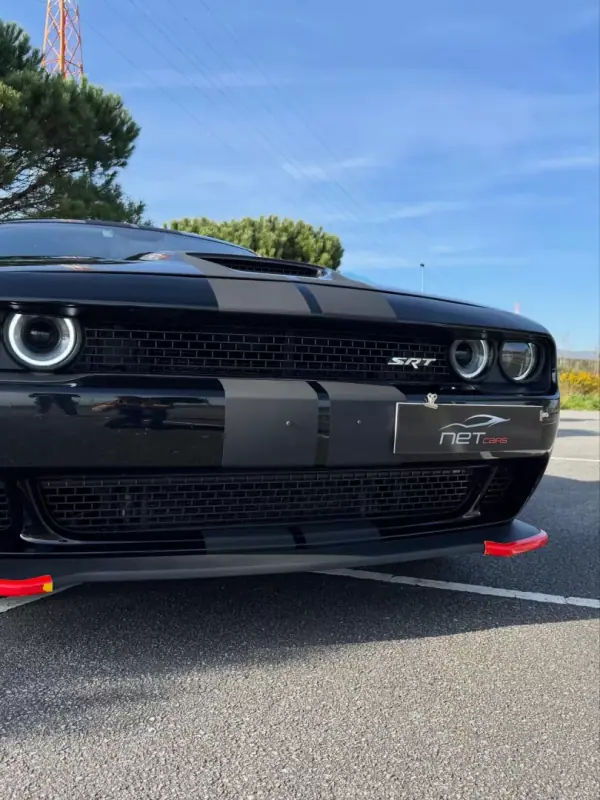 Dodge Challenger 2019 - 61950 EUR, 66000 km - AUTO.MOTO.pt - 66000km - foto 3 de 8