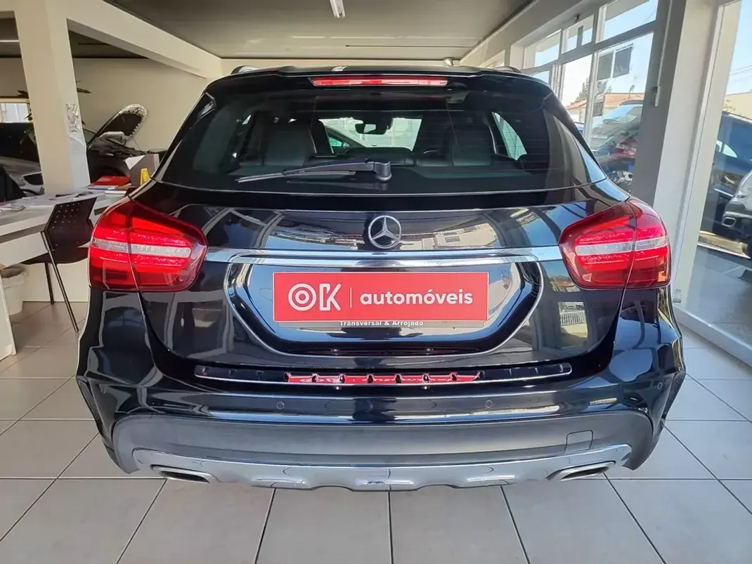 Mercedes-Benz GLA 200 2018 - 22750 EUR, 191200 km - AUTO.MOTO.pt - 191200km - foto 9 de 36