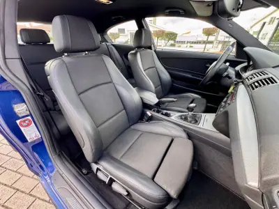BMW 118 2009 - 9990 EUR, 277000 km - 277000km - foto 15 de 18