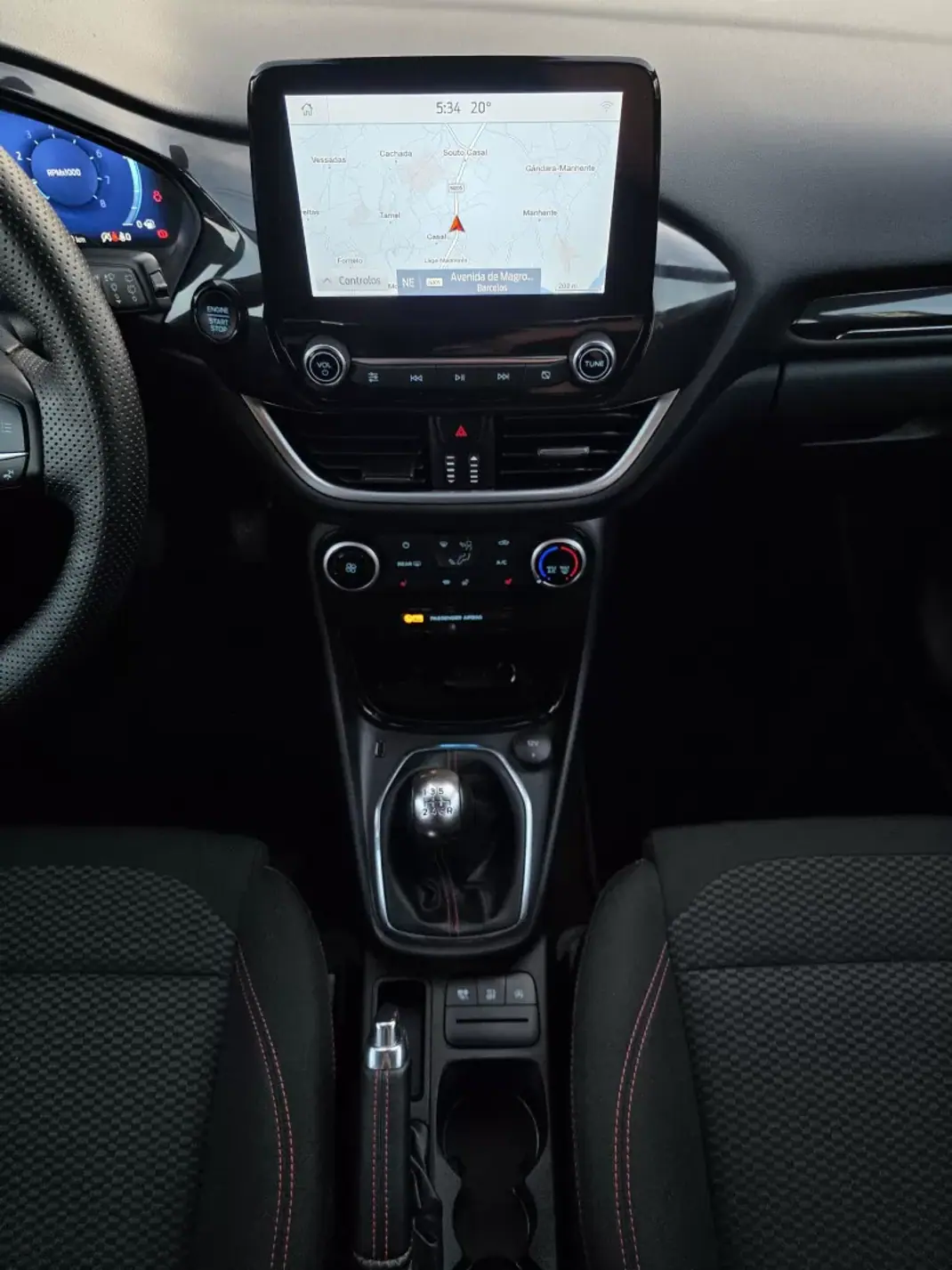 Ford Puma 2023 - 18990 EUR, 102000 km - AUTO.MOTO.pt - 102000km - foto 30 de 43