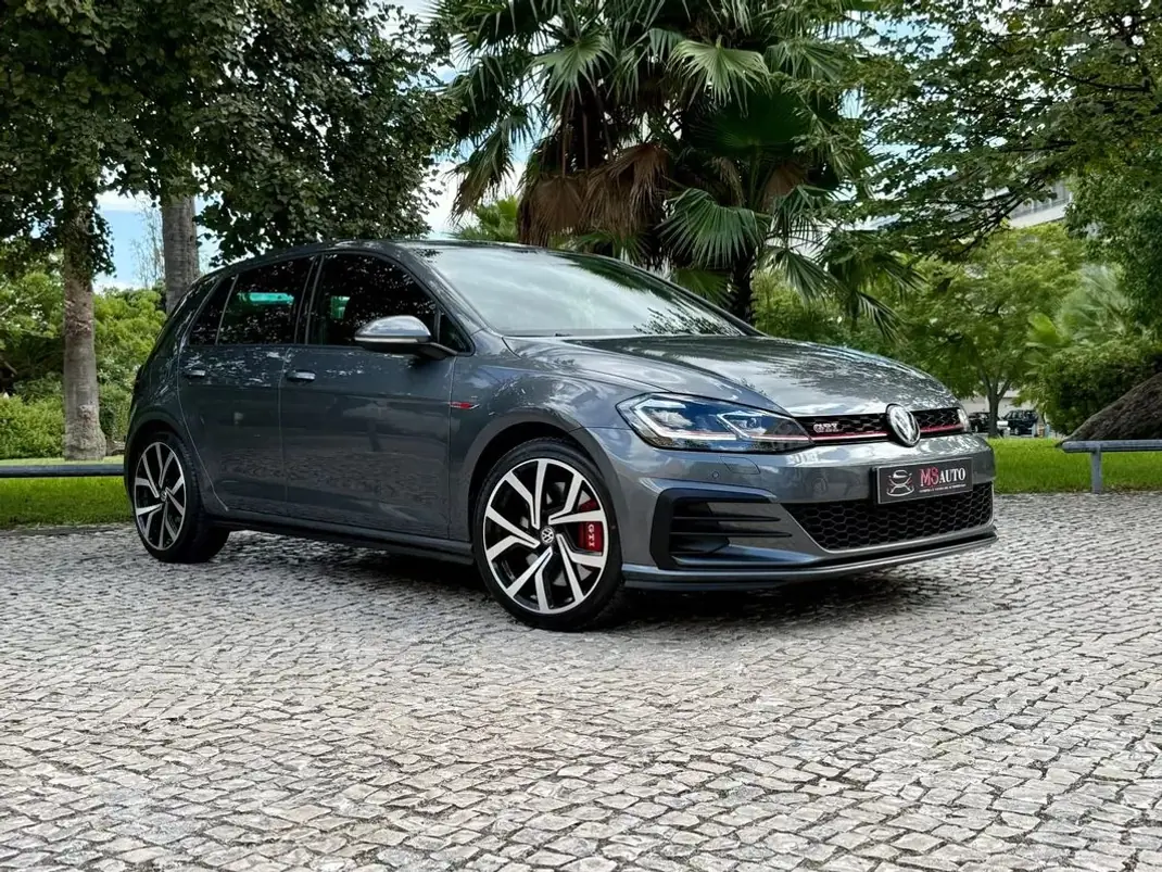 Volkswagen Golf 2019 - 26490 EUR, 113600 km - 113600km - foto 13 de 34