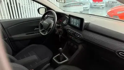 Dacia Sandero 2025 - 14990 EUR, 20225 km - AUTO.MOTO.pt - 20225km - foto 13 de 29