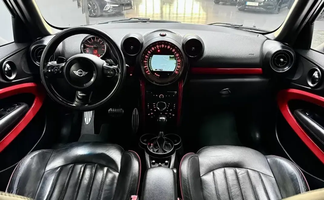 MINI Paceman 2013 - 15950 EUR, 182771 km - 182771km - foto 9 de 30