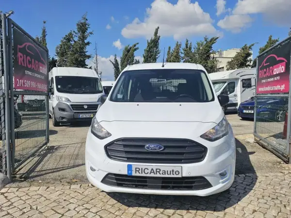 Ford Transit Connect 2020 — photo 2 of 19