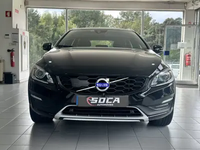 Volvo V60 Cross Country 2016 - 19490 EUR, 165000 km - foto 2 de 28