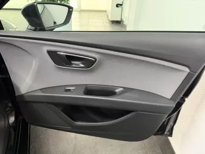 SEAT Leon 2018 - 12490 EUR, 159000 km - 159000km - foto 29 de 38
