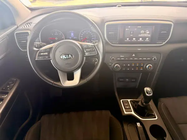 Kia Sportage 2019 - 17950 EUR, 97300 km - 97300km - foto 6 de 11