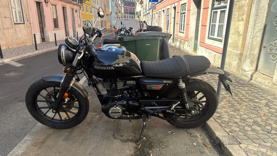 Honda GB350S 2025 - 4200 EUR, 5270 km - 5270km - foto 1 de 7
